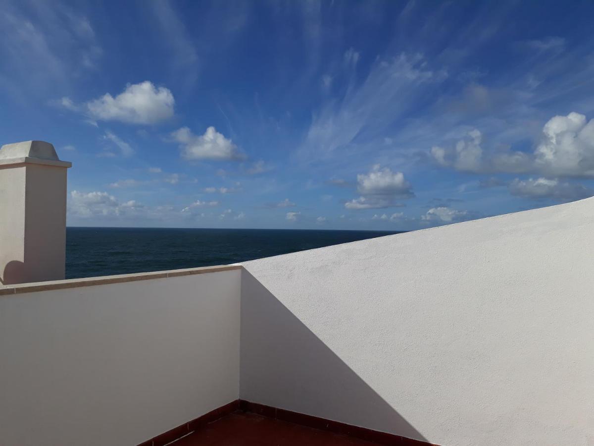 Villa Over The Ocean In Magoito-辛特拉 外观 照片